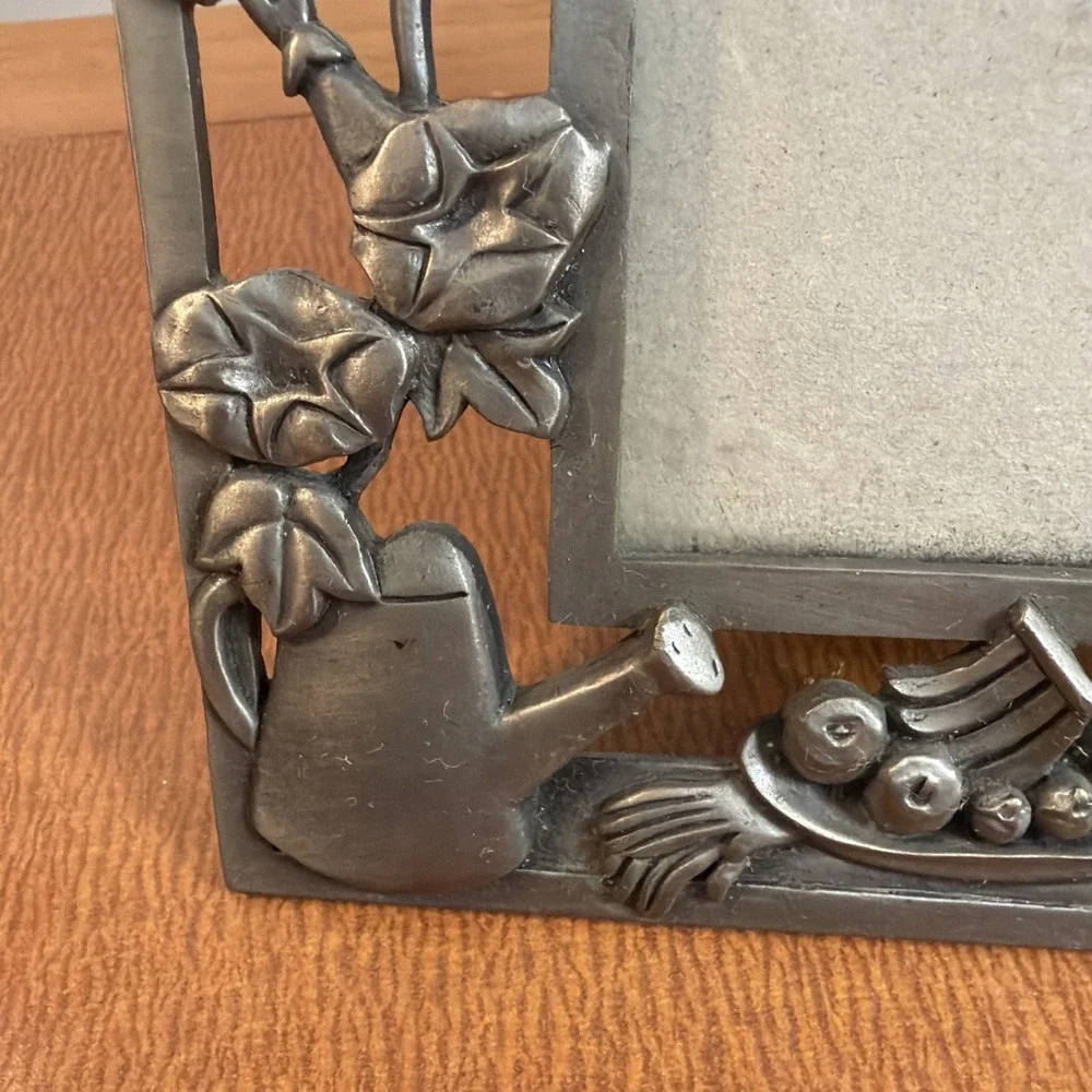 Pewter Ivy Garden Theme Photo Frame 4x6